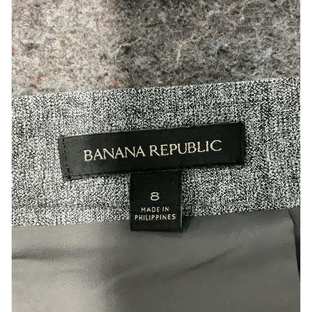 Casual Banana Republic Gray Women's Skirt with Zipper Accent - Picture 3 of 5